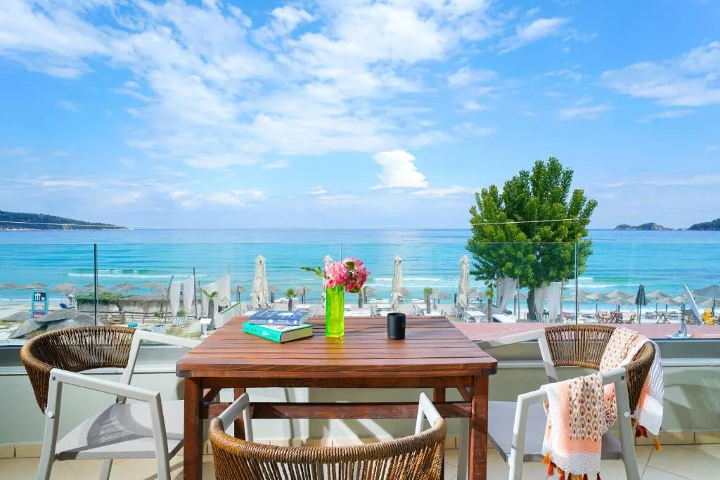 Tiara Holidays - Endless Blue Sea Resort - Superior Triple Room with Sea View - balcony